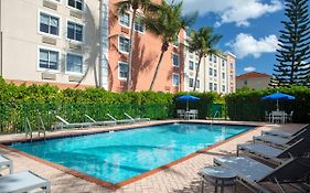 Baymont Inn & Suites Miami Airport West